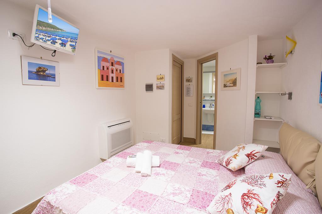 B&B Celestina Ischia 라코아메노 객실 사진