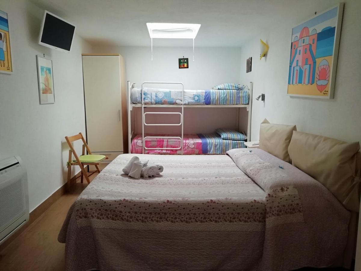 B&B Celestina Ischia 라코아메노 외부 사진